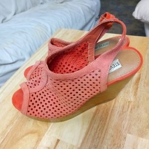 Steve Madden Coral wedge sandals